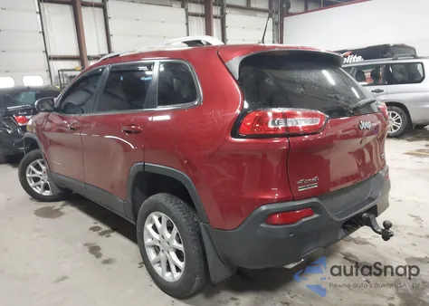 2017 Jeep Cherokee Latitude 4X4 z USA, uszkodzony, nr VIN 1C4PJMCS9HW546630